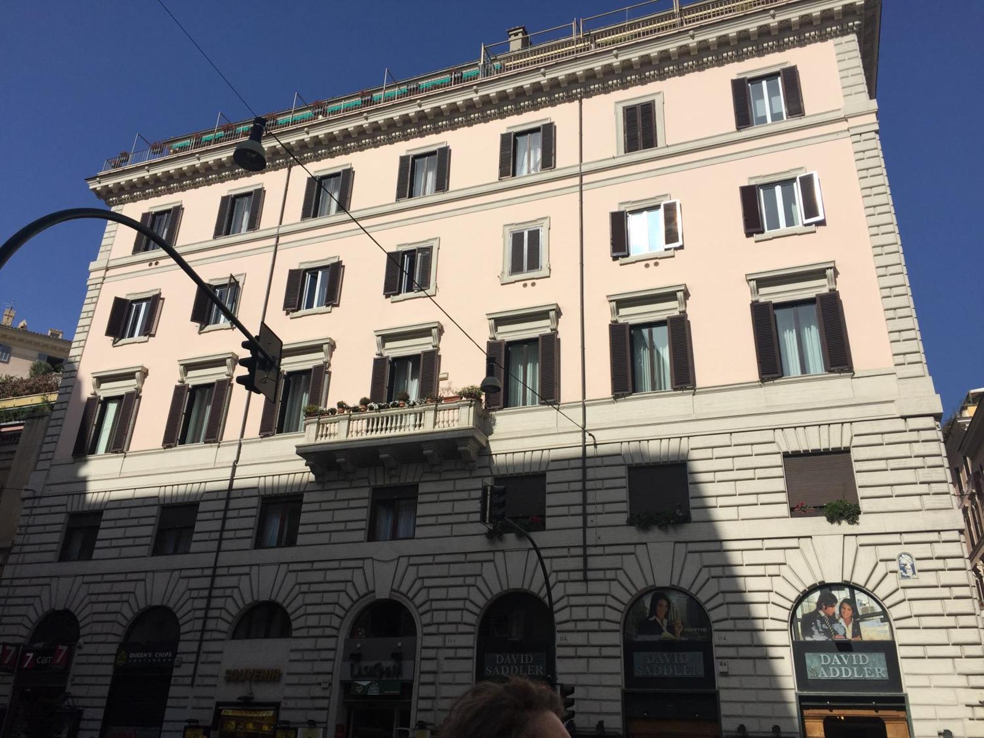 Monti First — Photos 2